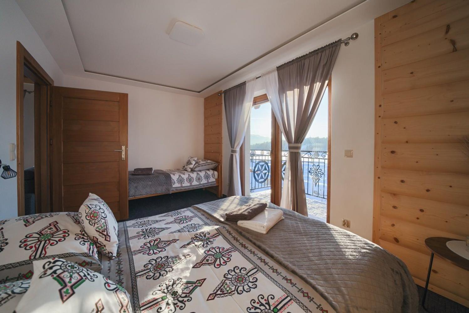Willa Pasieka Apartamenty Domki بوكافينا تترايسكا المظهر الخارجي الصورة